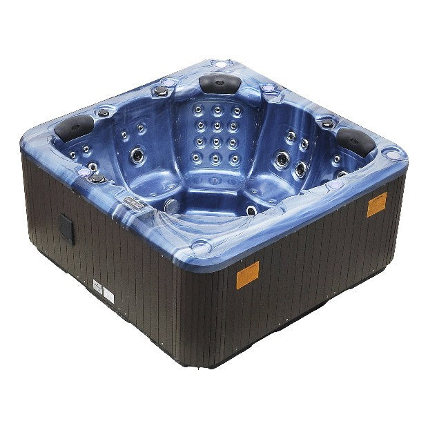 5 Person hot tub (2 Lougers)