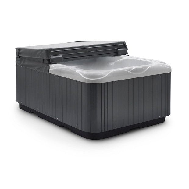 2 Person hot tub (Lougers)