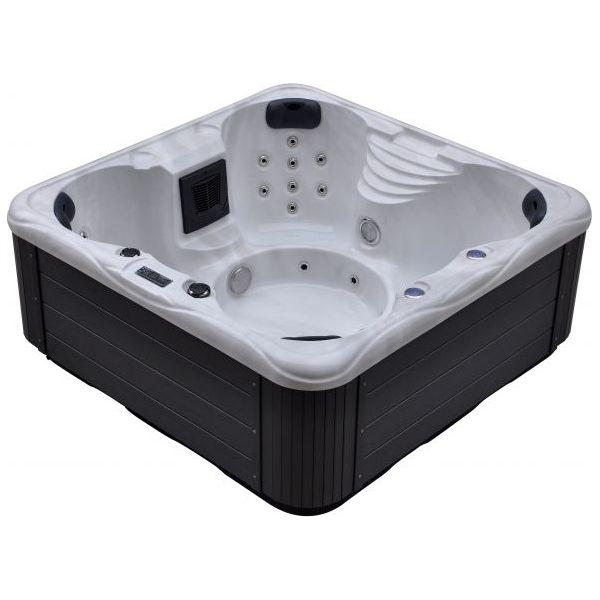 4 Person hot tub