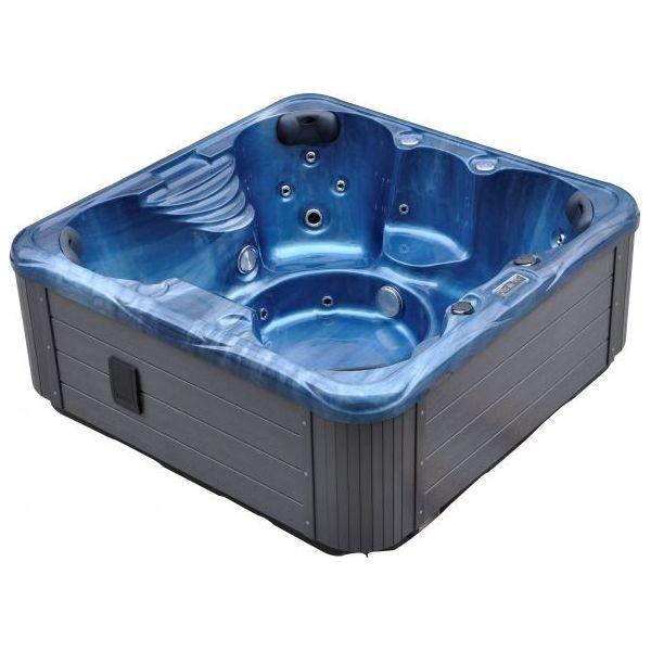 4 Person hot tub