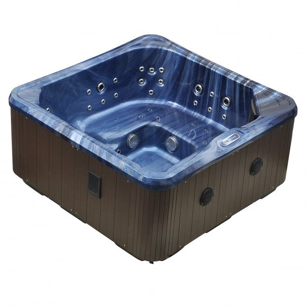 6 - 7 Person hot tub