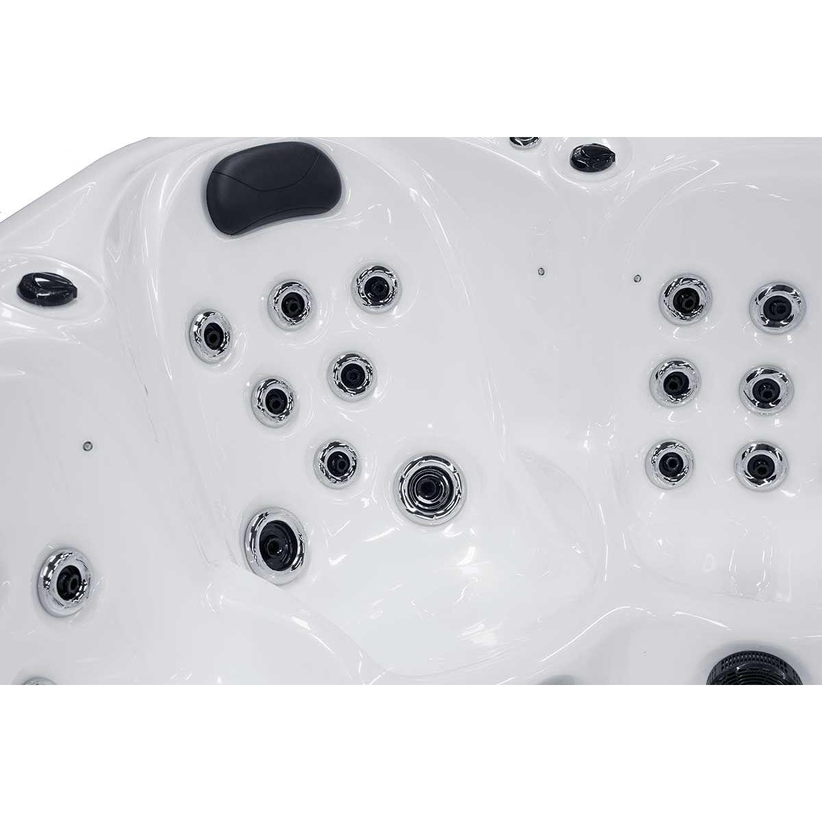 6 Person hot tub with (1 Lounger)