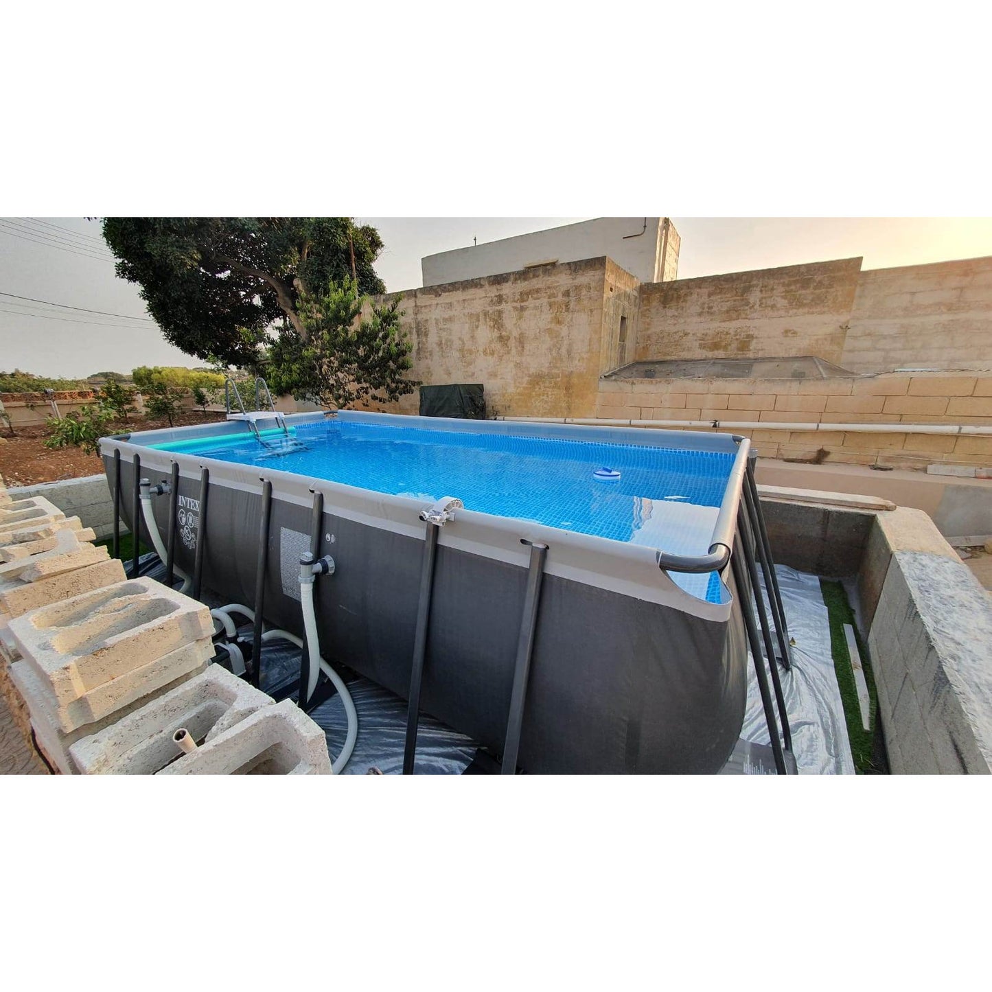 Intex Frame Pool Ultra XTR 549x274x132 cm