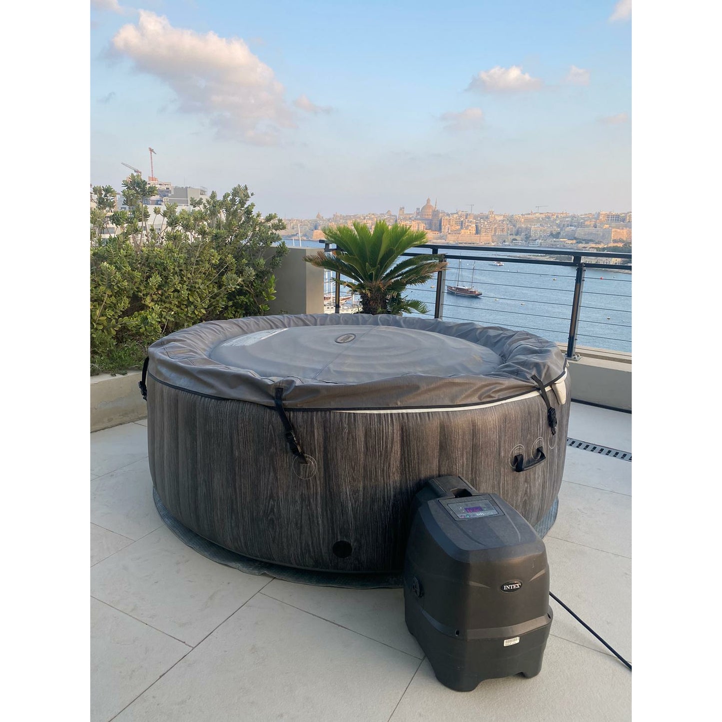 Intex Greywood Deluxe Hot Tub - 4 person