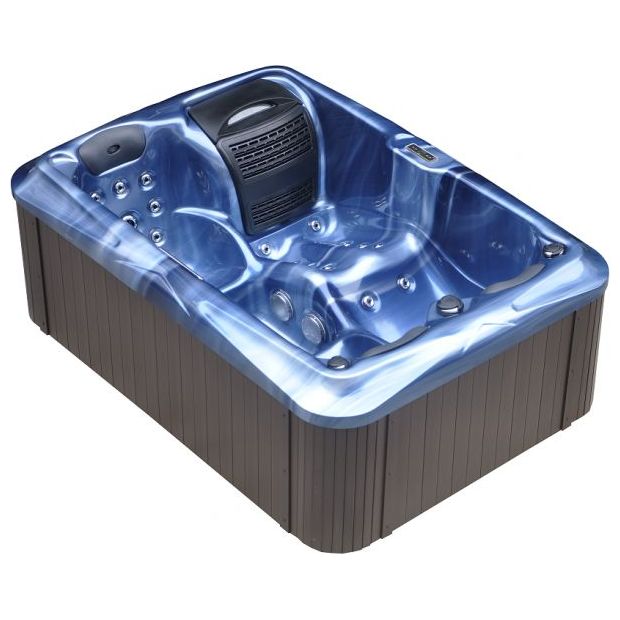 3 Person hot tub